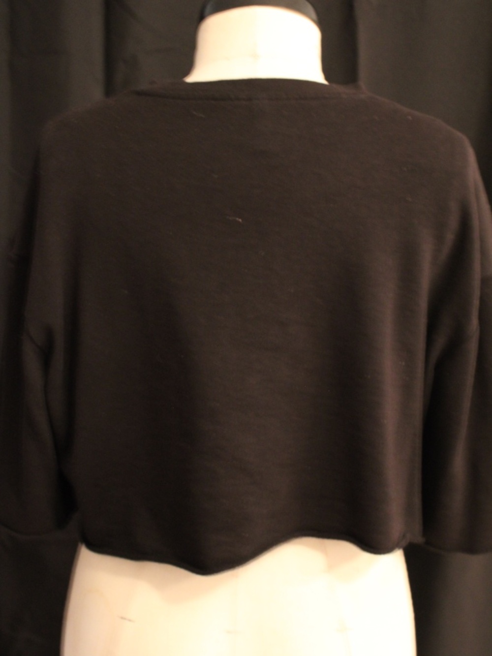 My heart melts crop sweatshirt - Picture 2 of 2
